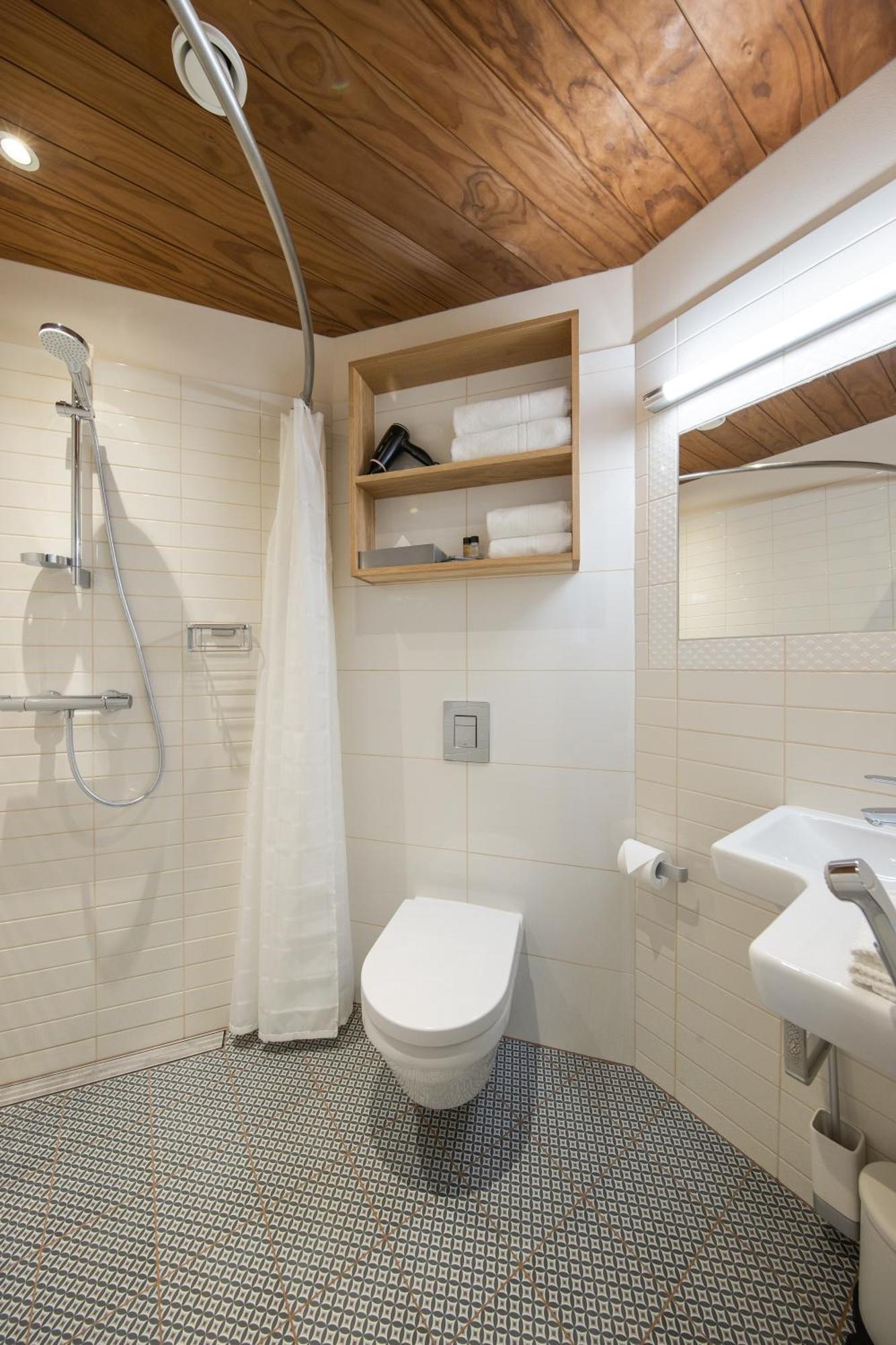 Aasa Kuelalistemaja Hotel Вилянди Стая снимка